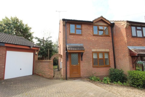 Pine Close, Lutterworth