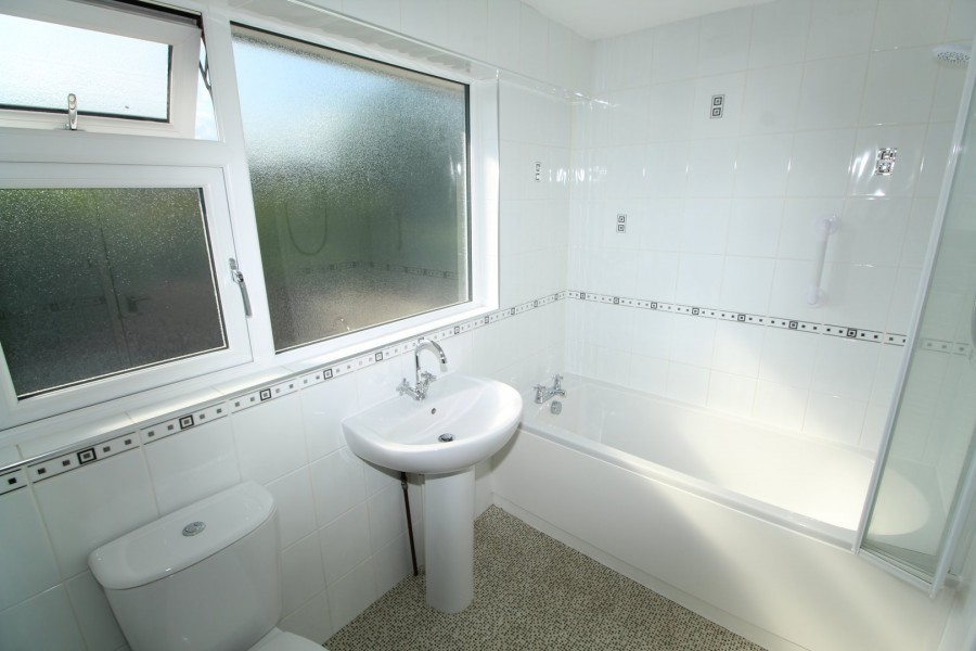 Images for Greenacres Drive, Lutterworth