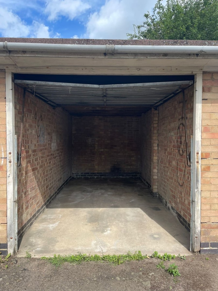 Images for Greenacres Drive, Lutterworth