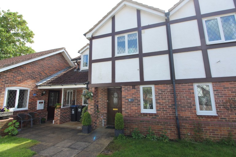 The Hawthorns, Lutterworth