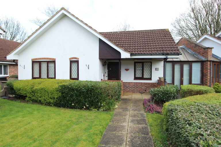 The Hawthorns, Lutterworth