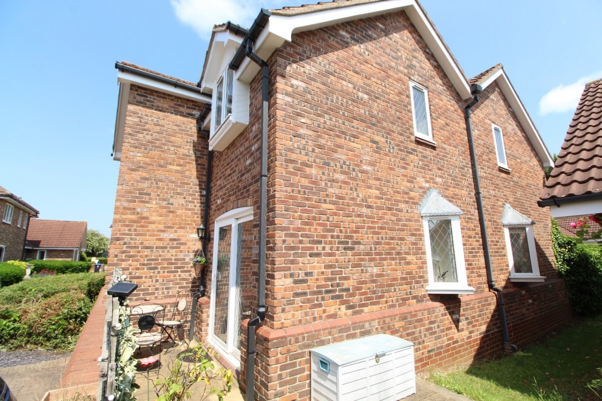 Images for The Hawthorns, Lutterworth