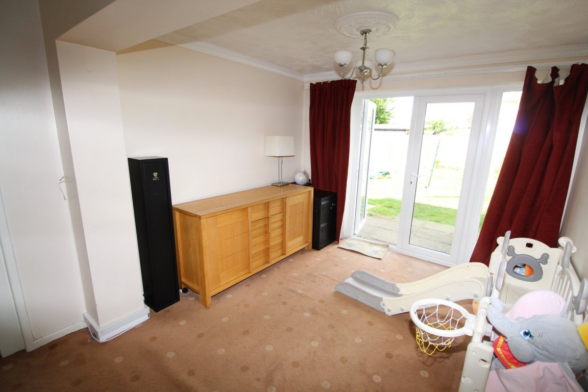 Images for Laburnum Avenue, Lutterworth