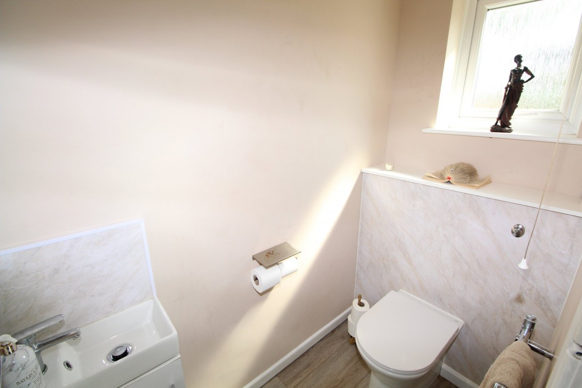 Images for Laburnum Avenue, Lutterworth