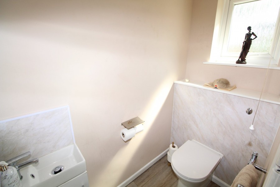 Images for Laburnum Avenue, Lutterworth