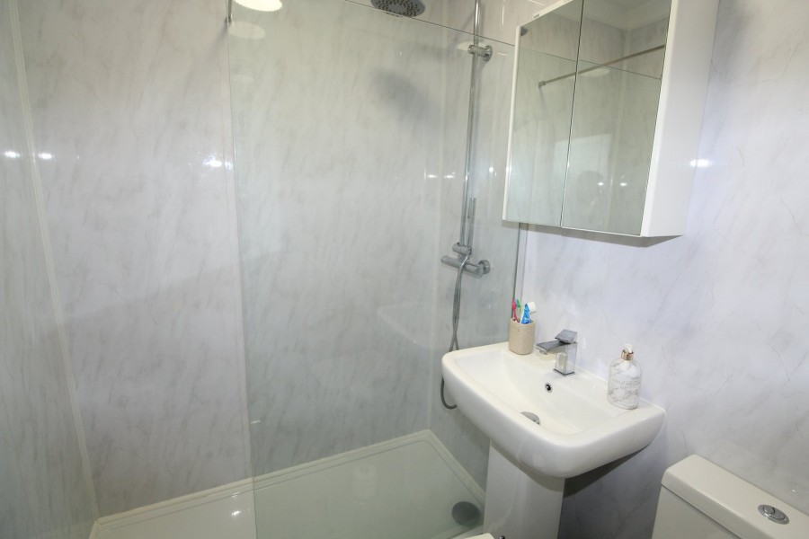 Images for Laburnum Avenue, Lutterworth