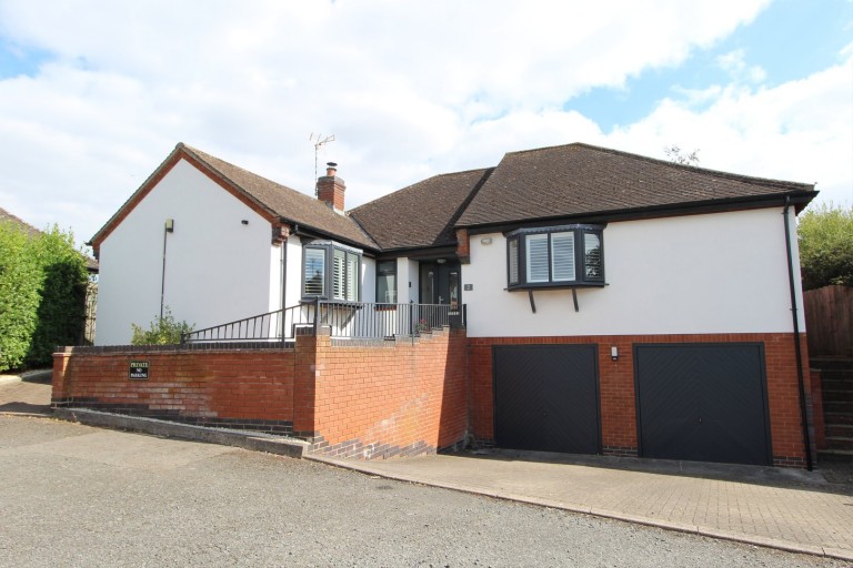 Manor Close, Claybrooke Magna
