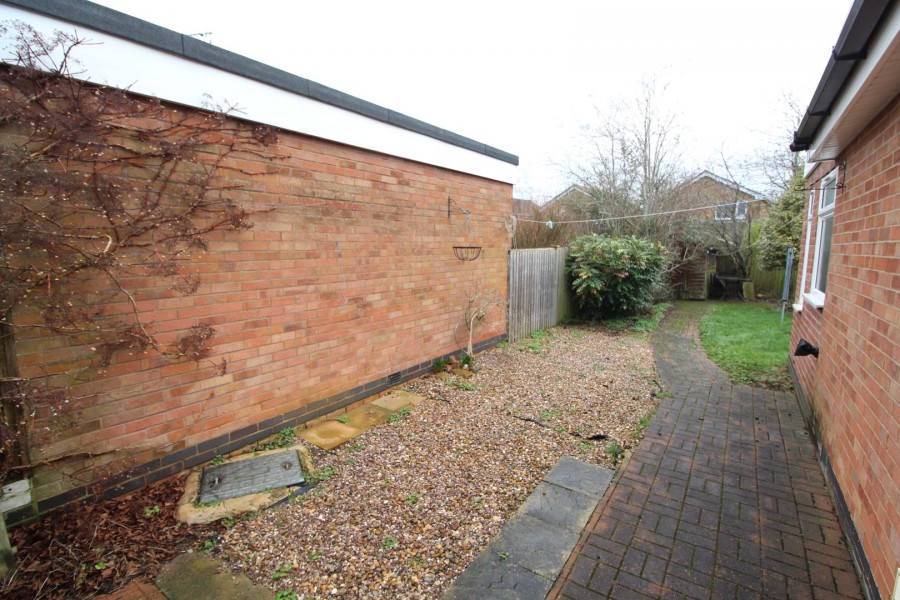 Images for Yew Tree Close, Lutterworth