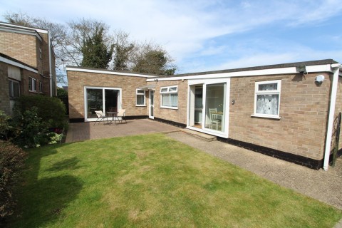 Carlson Gardens, Lutterworth