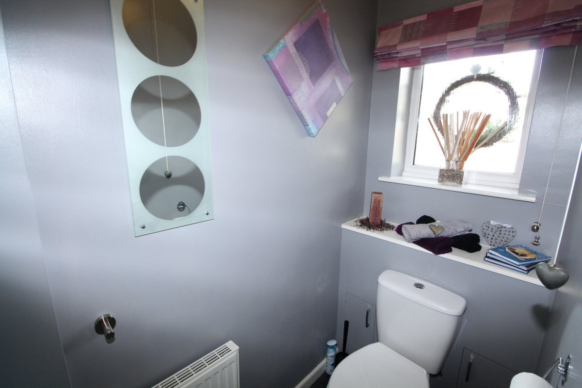 Images for Laburnum Avenue, Lutterworth