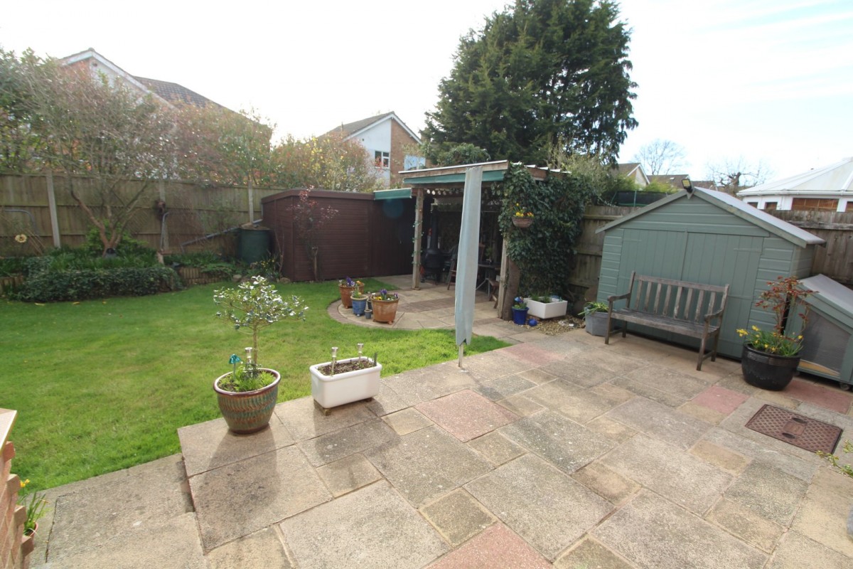 Images for Laburnum Avenue, Lutterworth