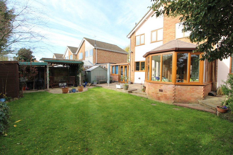 Images for Laburnum Avenue, Lutterworth