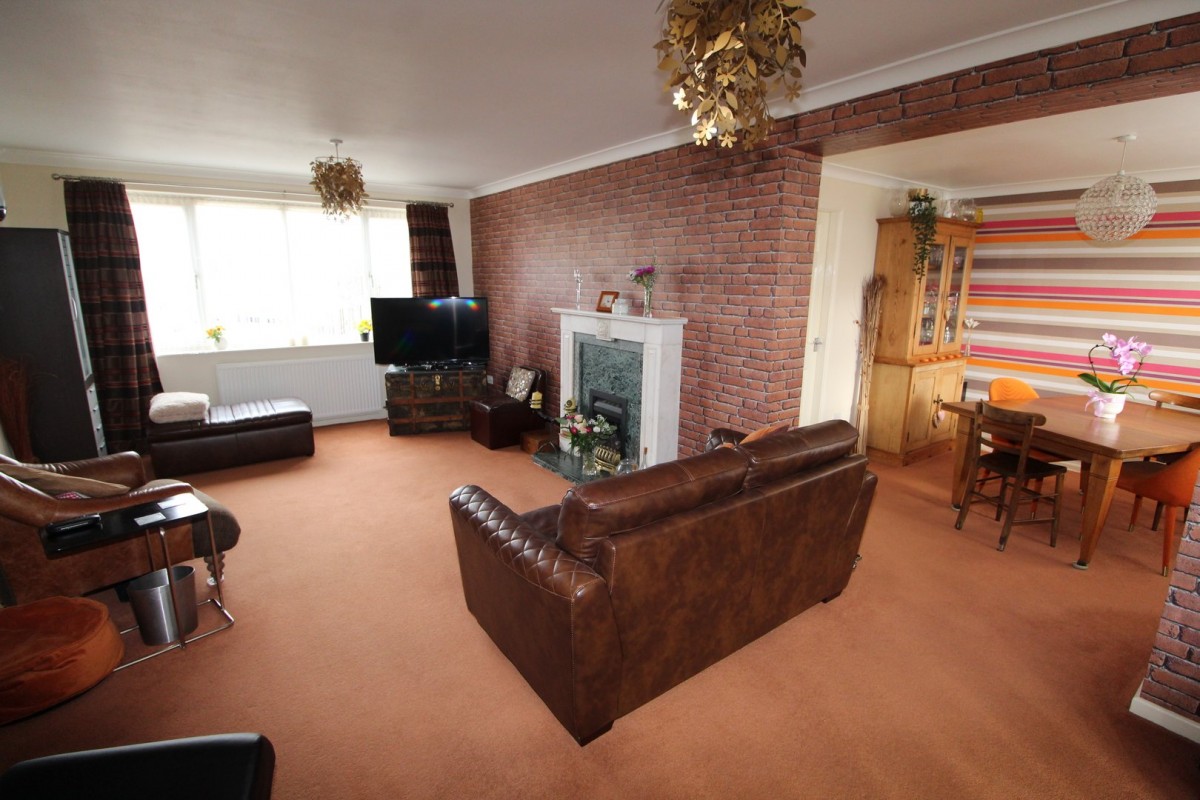 Images for Laburnum Avenue, Lutterworth