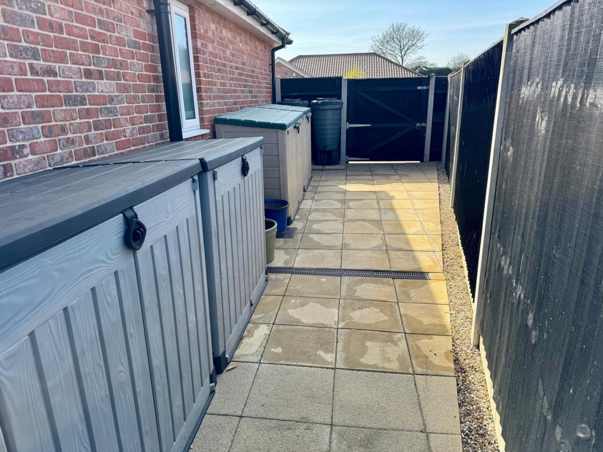 Images for Bessey Close, Filby