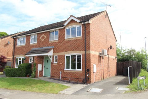 Lacey Close, Lutterworth