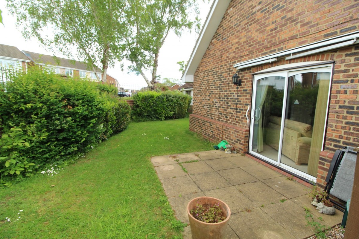 Images for The Hawthorns, Lutterworth