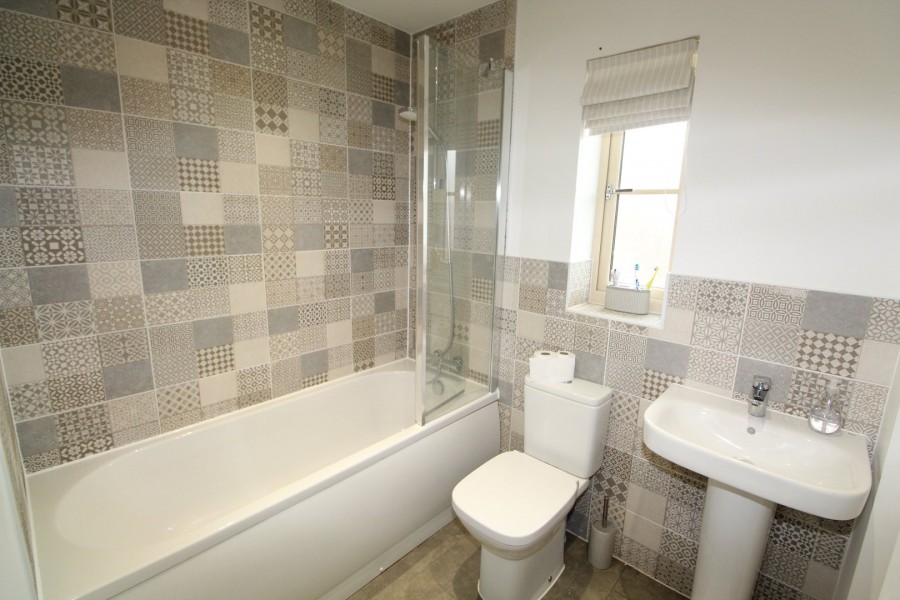 Images for Broadleaf Road, Lutterworth