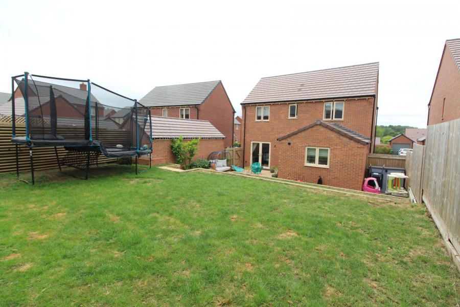 Images for Broadleaf Road, Lutterworth